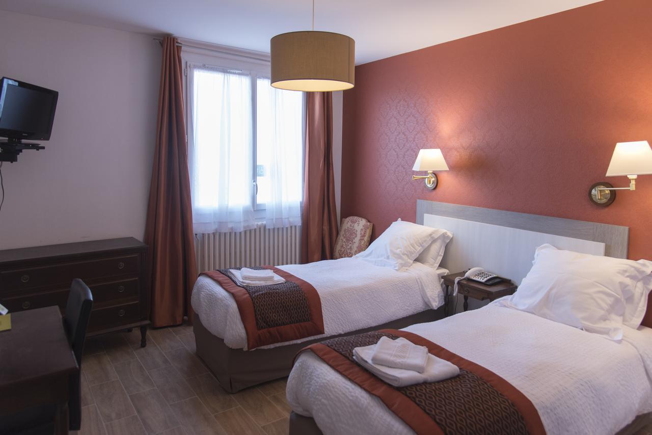 Logis Grand Hotel Pelisson Nontron Exterior photo